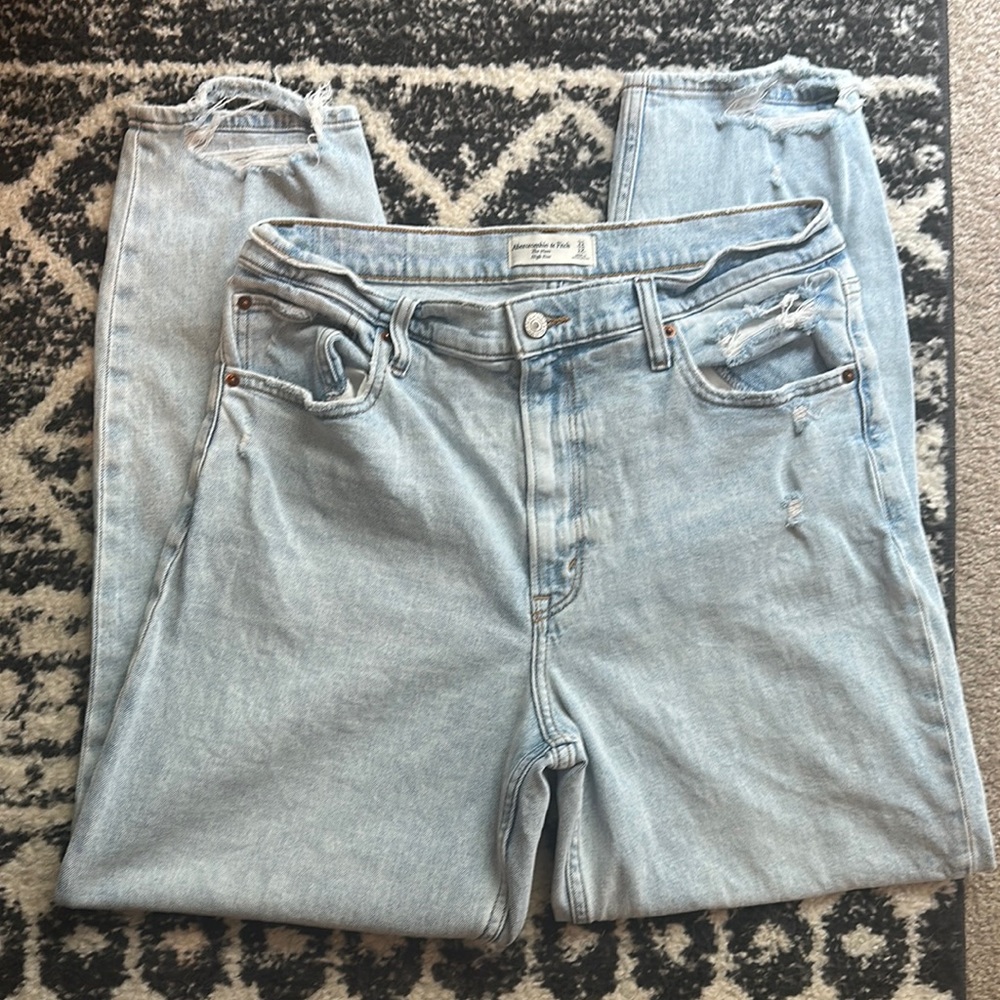 Abercrombie and Fitch, the Mom high-rise jeans